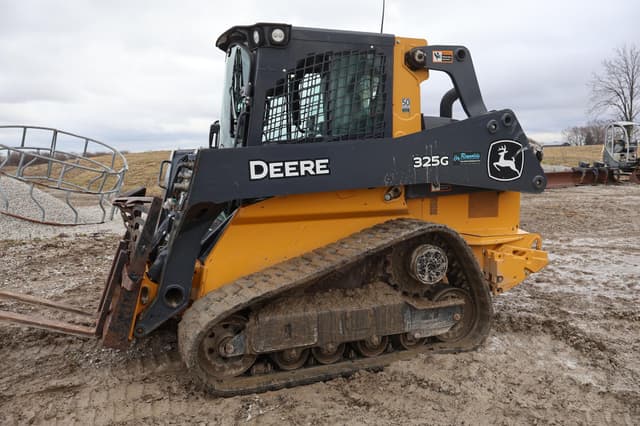 Image of John Deere 325G equipment image 2