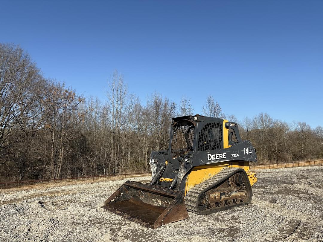 Image of John Deere 325G Primary image