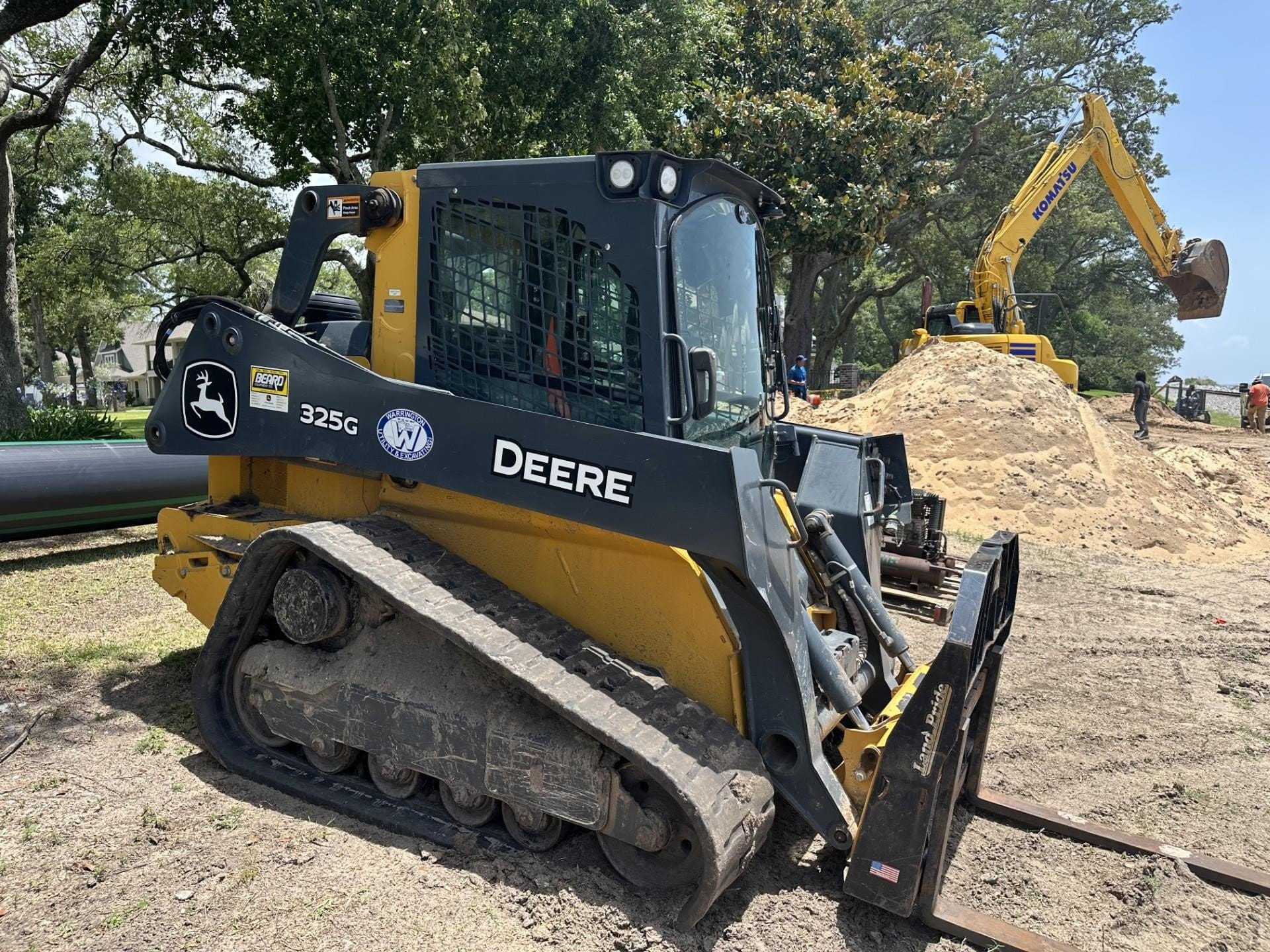 2022 John Deere 325G Equipment Image0