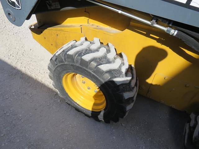 Image of John Deere 326D equipment image 2