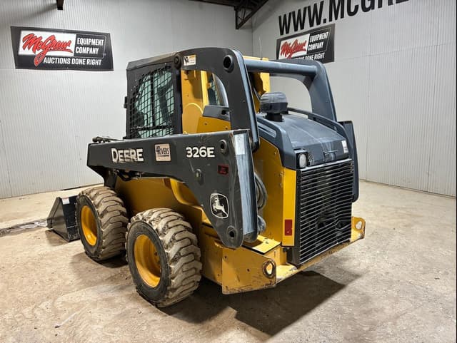 Image of John Deere 326E equipment image 2