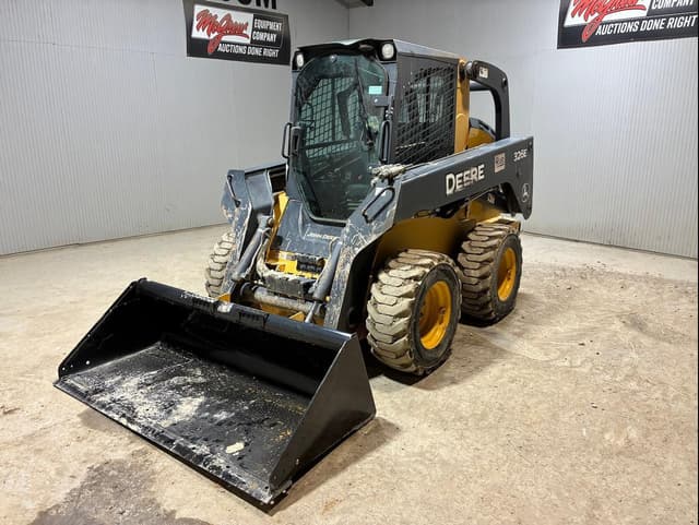 Image of John Deere 326E equipment image 1