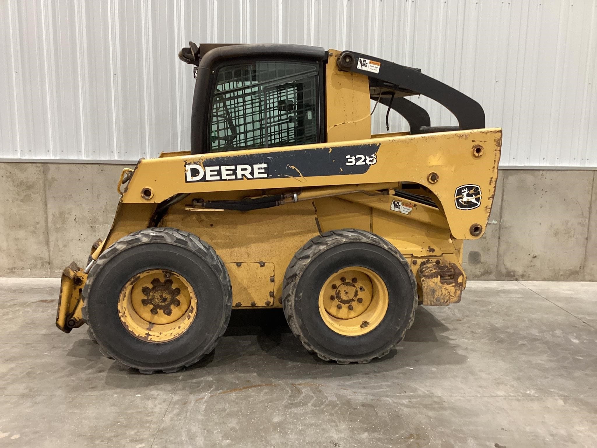 2006 John Deere 328 Equipment Image0