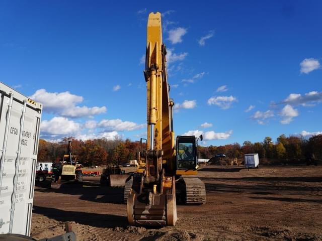 Image of John Deere 330C LC equipment image 1