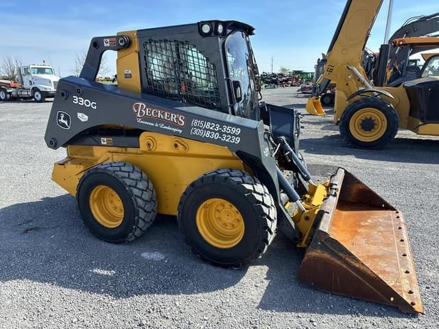 Image of John Deere 330G equipment image 2