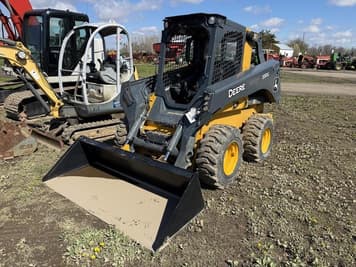 Main image John Deere 330G