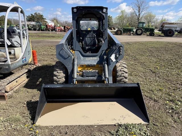 Image of John Deere 330G equipment image 3