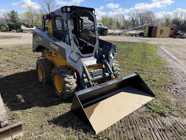 Image of John Deere 330G equipment image 4