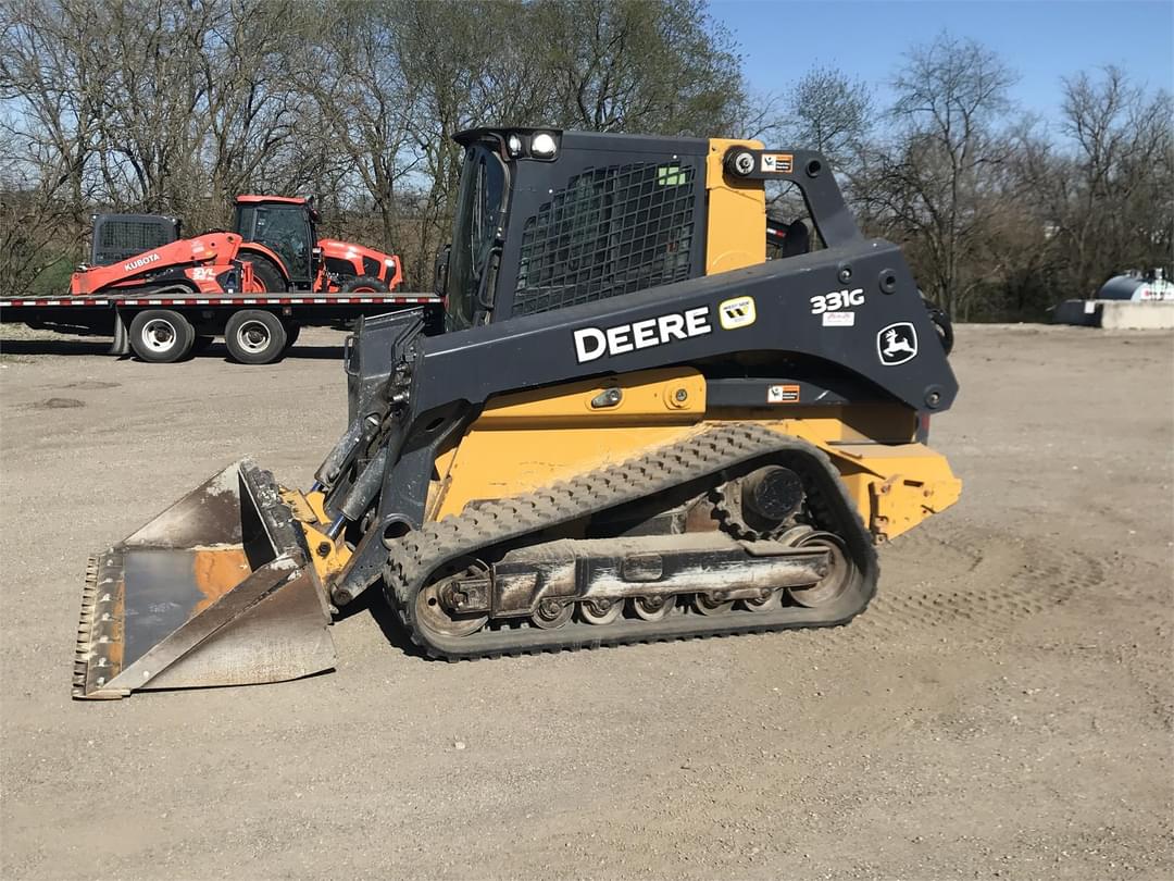 Image of John Deere 331G Image 0