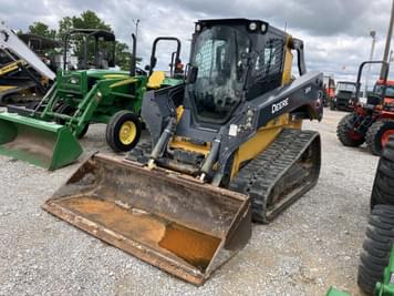 Main image John Deere 331G