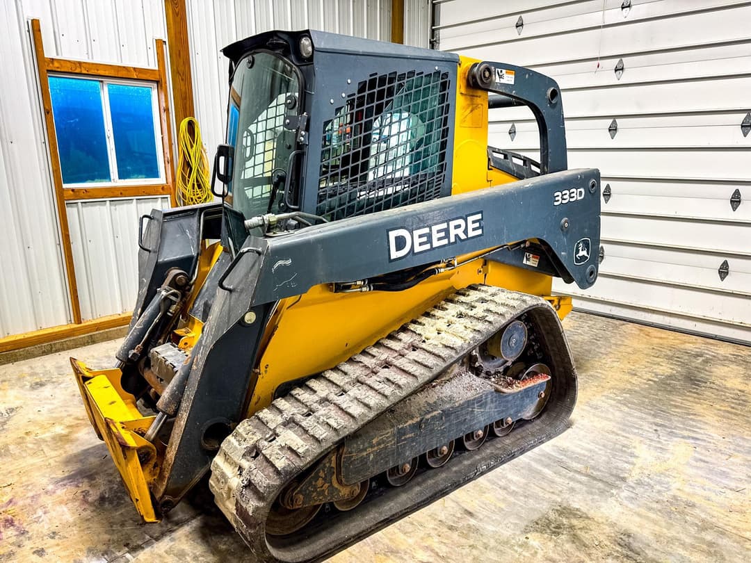 Image of John Deere 333D Primary Image