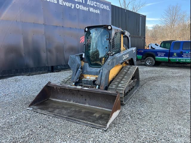 Image of John Deere 333D equipment image 1