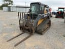 John Deere 333E Image