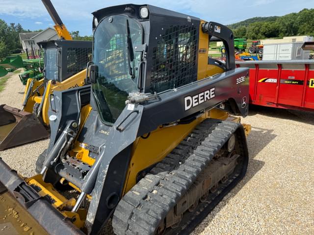 Image of John Deere 333E equipment image 3