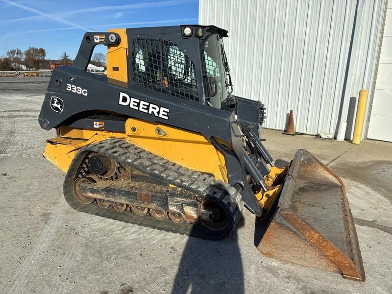 Main image John Deere 333G