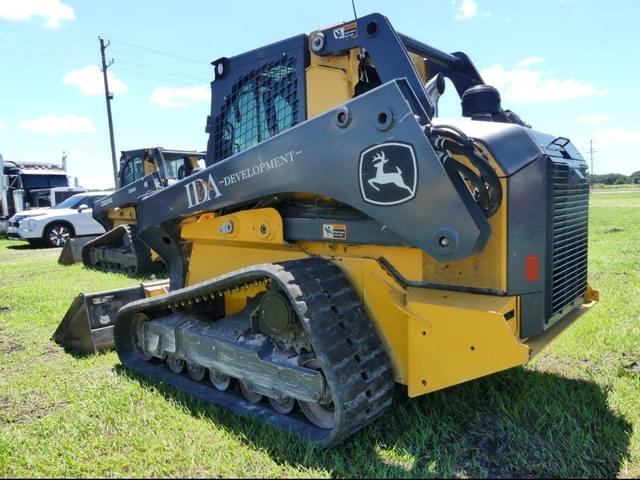 Image of John Deere 333G equipment image 2
