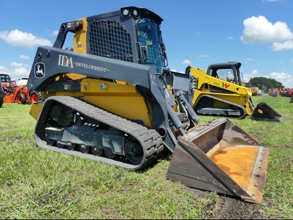 Image of John Deere 333G Primary image