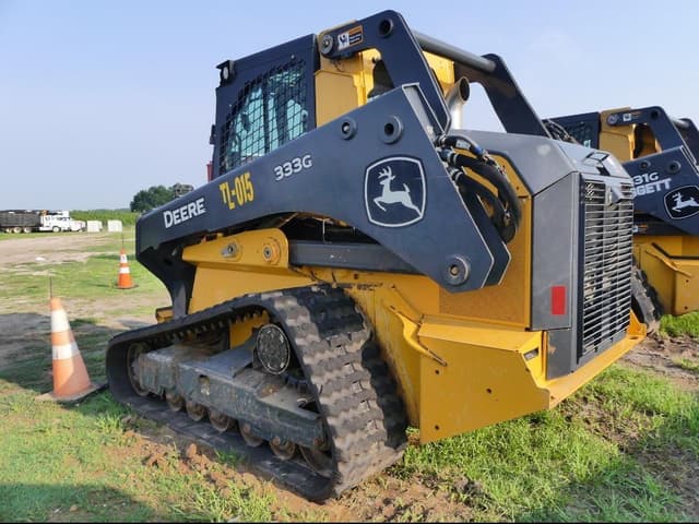 Image of John Deere 333G equipment image 2