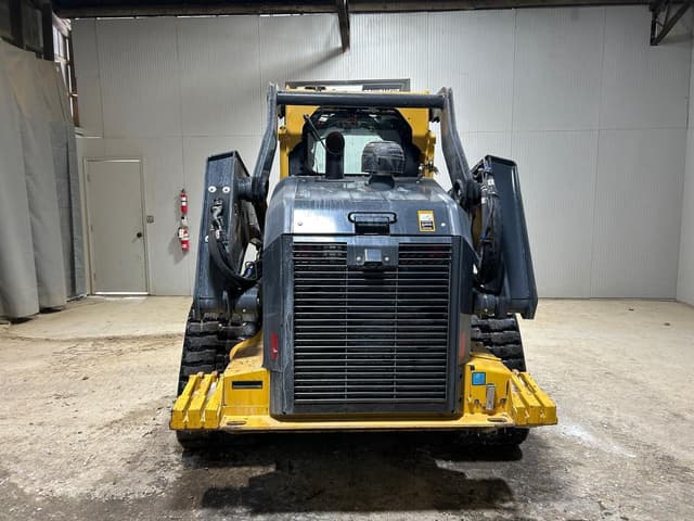 Image of John Deere 333G equipment image 2