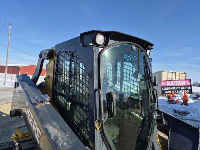 Image of John Deere 333G equipment image 3