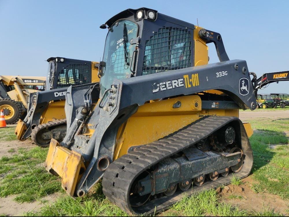 John Deere 333G Equipment Image0