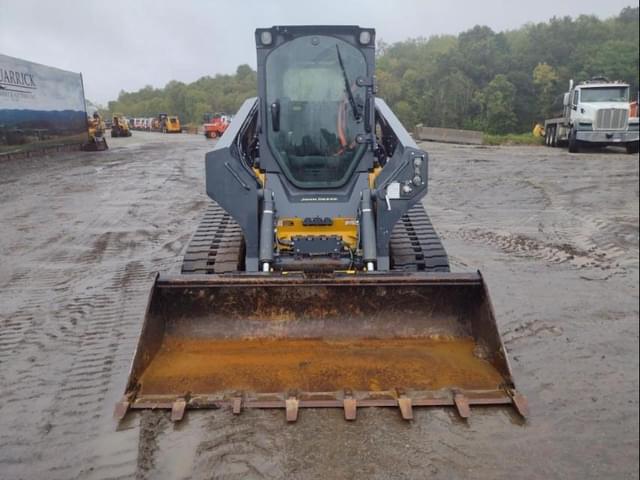 Image of John Deere 333G equipment image 1