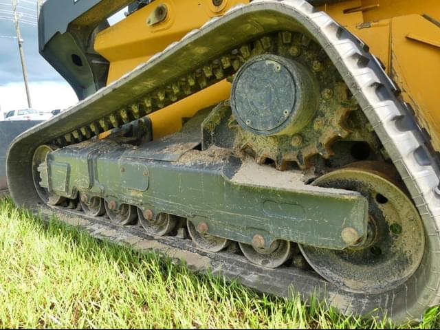Image of John Deere 333G equipment image 4
