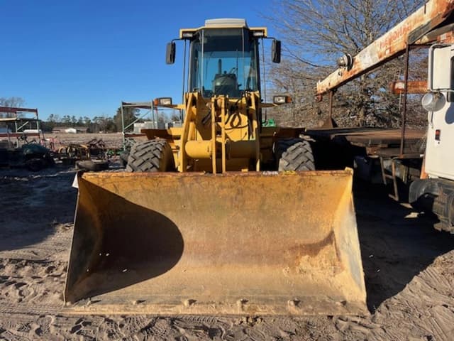 Image of John Deere 344H equipment image 4