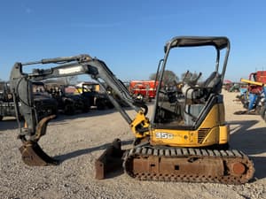 John Deere 35D Image