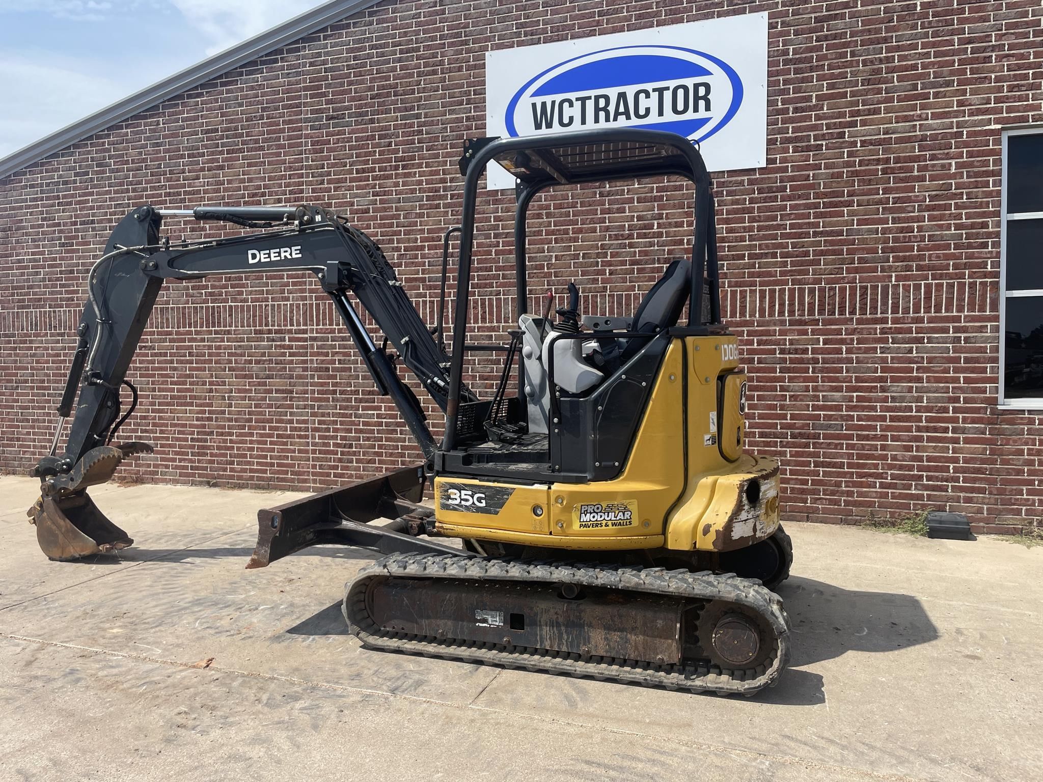 2020 John Deere 35G Equipment Image0