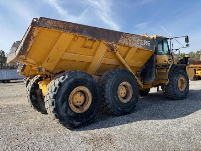 Image of John Deere 400D equipment image 3