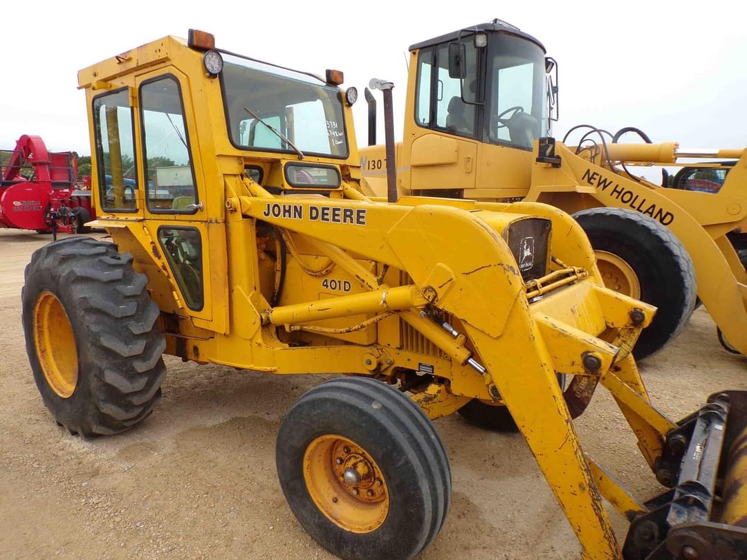 Image of John Deere 401D Primary image