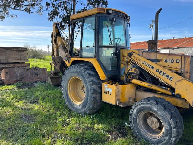 Image of John Deere 410D equipment image 3
