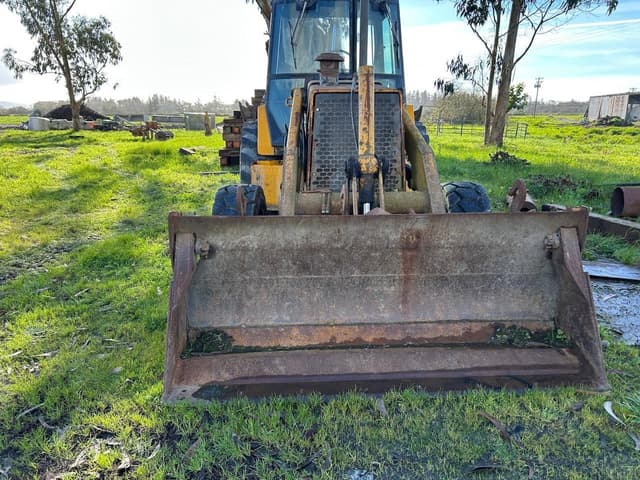 Image of John Deere 410D equipment image 2