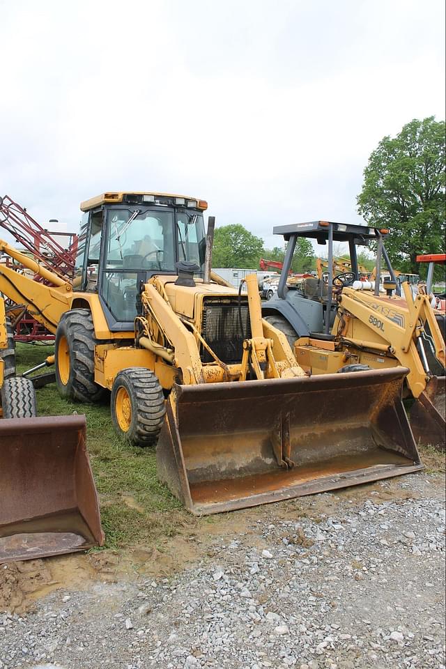 Image of John Deere 410D equipment image 1