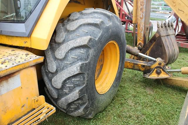 Image of John Deere 410D equipment image 3