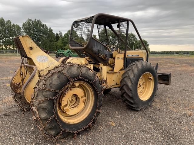 Image of John Deere 440 equipment image 2