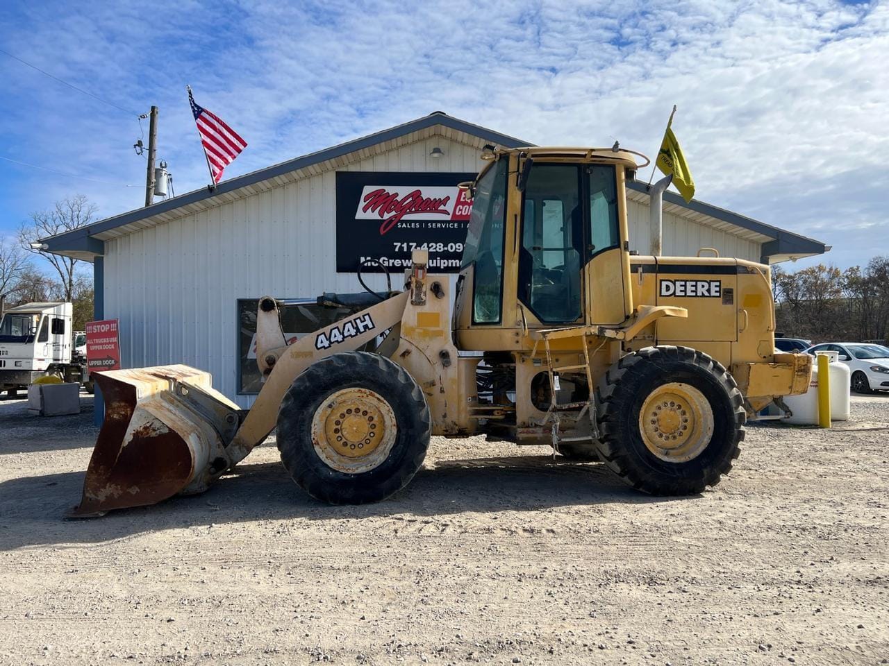 John Deere 444H Equipment Image0