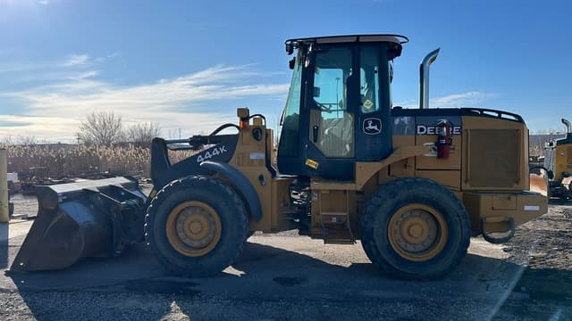 Image of John Deere 444K equipment image 1