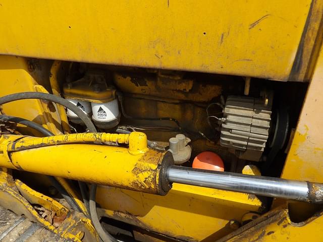 Image of John Deere 450 equipment image 3