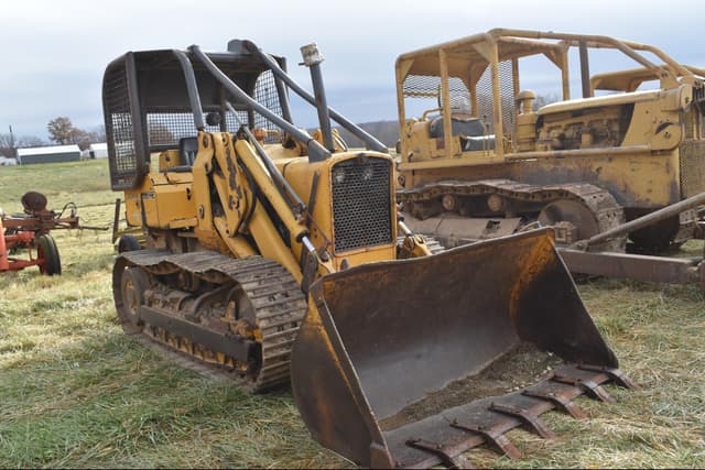 Image of John Deere 450C equipment image 2