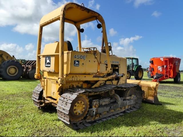 Image of John Deere 450E equipment image 2