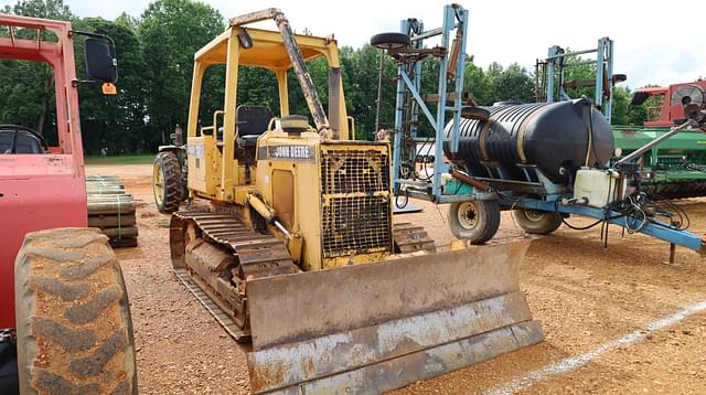 Image of John Deere 450G equipment image 1