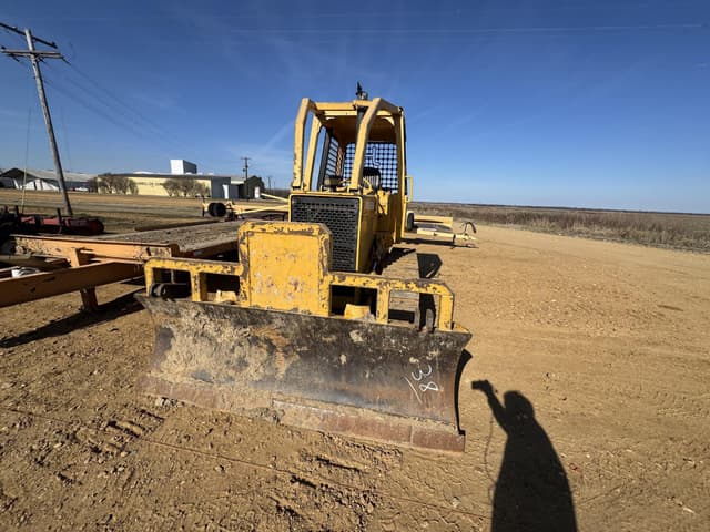 Image of John Deere 450G equipment image 3