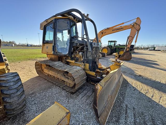 Image of John Deere 450J equipment image 4