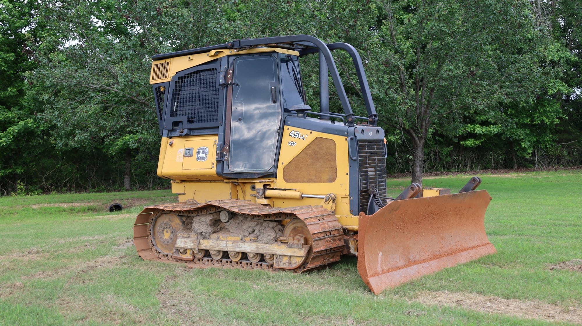 John Deere 450J Equipment Image0