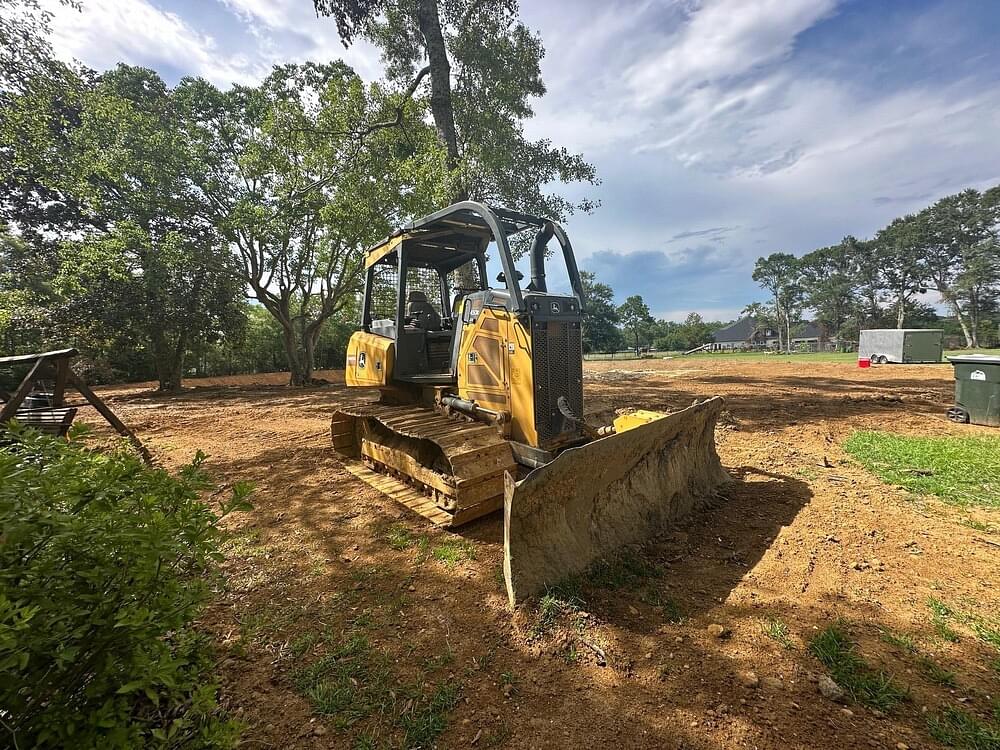 Image of John Deere 450K Image 0