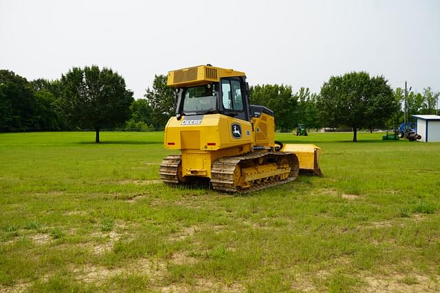 Image of John Deere 450K equipment image 4