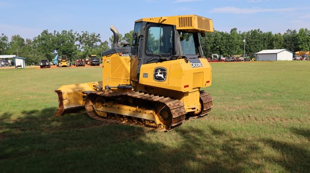Image of John Deere 450K LGP equipment image 4