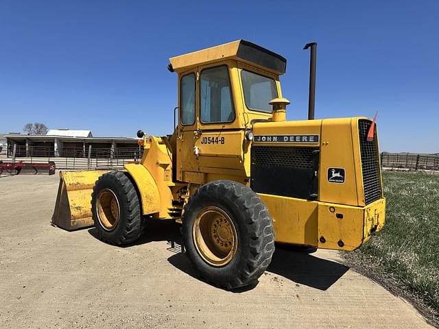 Image of John Deere 544 equipment image 2